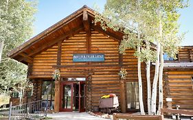 The Boulder Creek Lodge